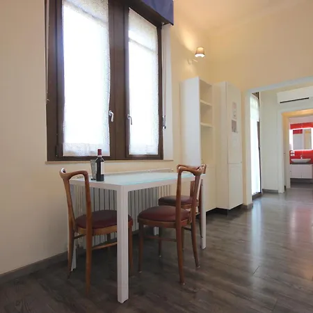 Vr - Casa Angel فيرونا